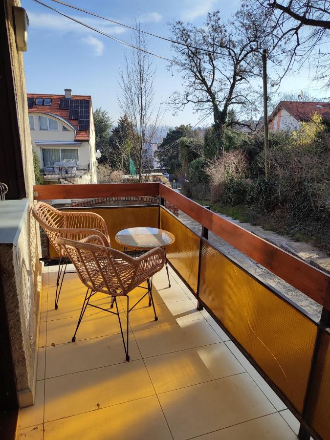 Hillside Lodge Budapeste Exterior foto